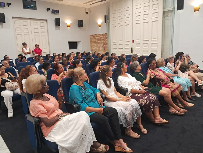 Encuentro con la FMC