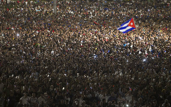 Despedida del pueblo a Fidel 