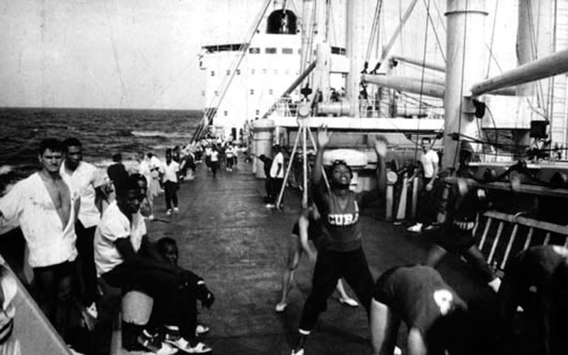 Deportistas cubanos en el barco Cerro Pelado