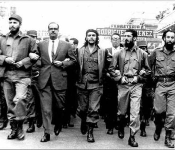 Fidel Castro: “Una promesa de ayer y siempre: ¡Cuba no se acobardará! ¡Patria o muerte!”