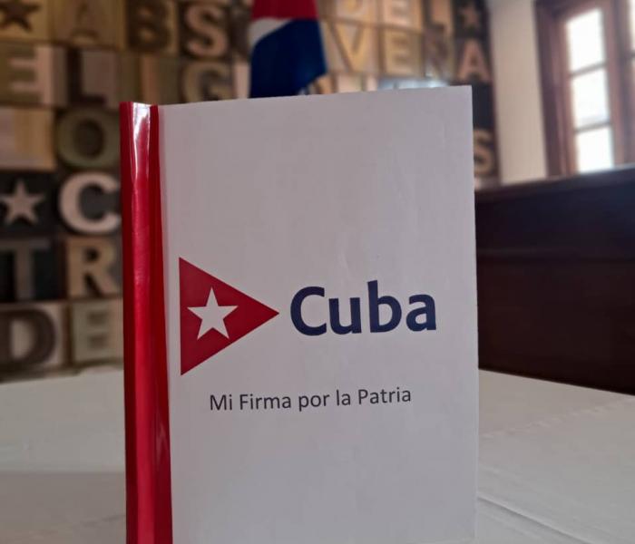 Mi firma por la Patria