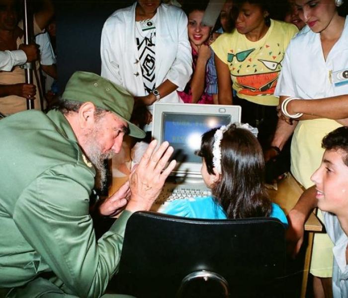 Palacio Central de Computación inaugurado por Fidel en 1991